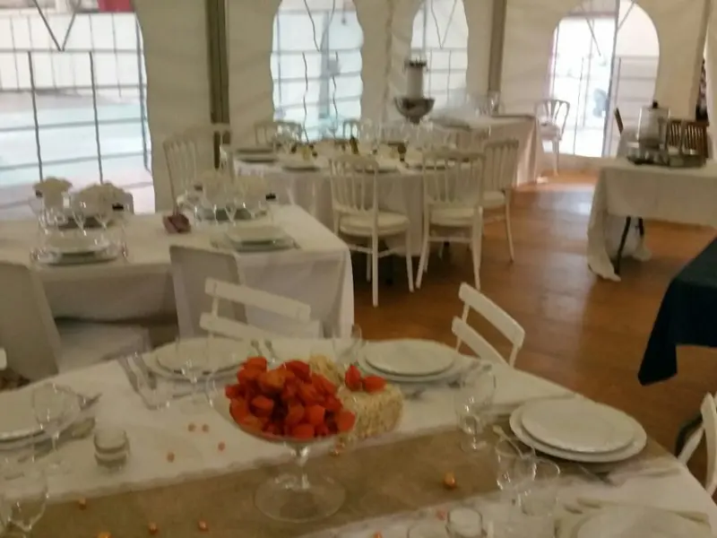 Location mobilier pour mariages, réceptions en Dordogne Périgueux | CG-Evenements.